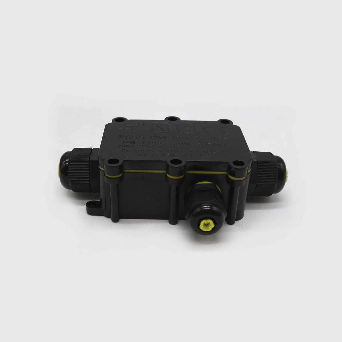 Conector Estanque 3 Vias - M686-3 - imagen 1